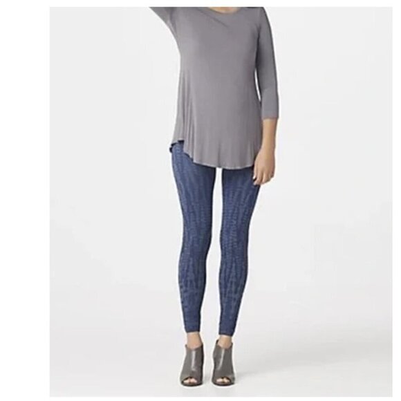 Spanx Look at Me Now Seamless Indigo Geo Leggings - Picture 6 of 8